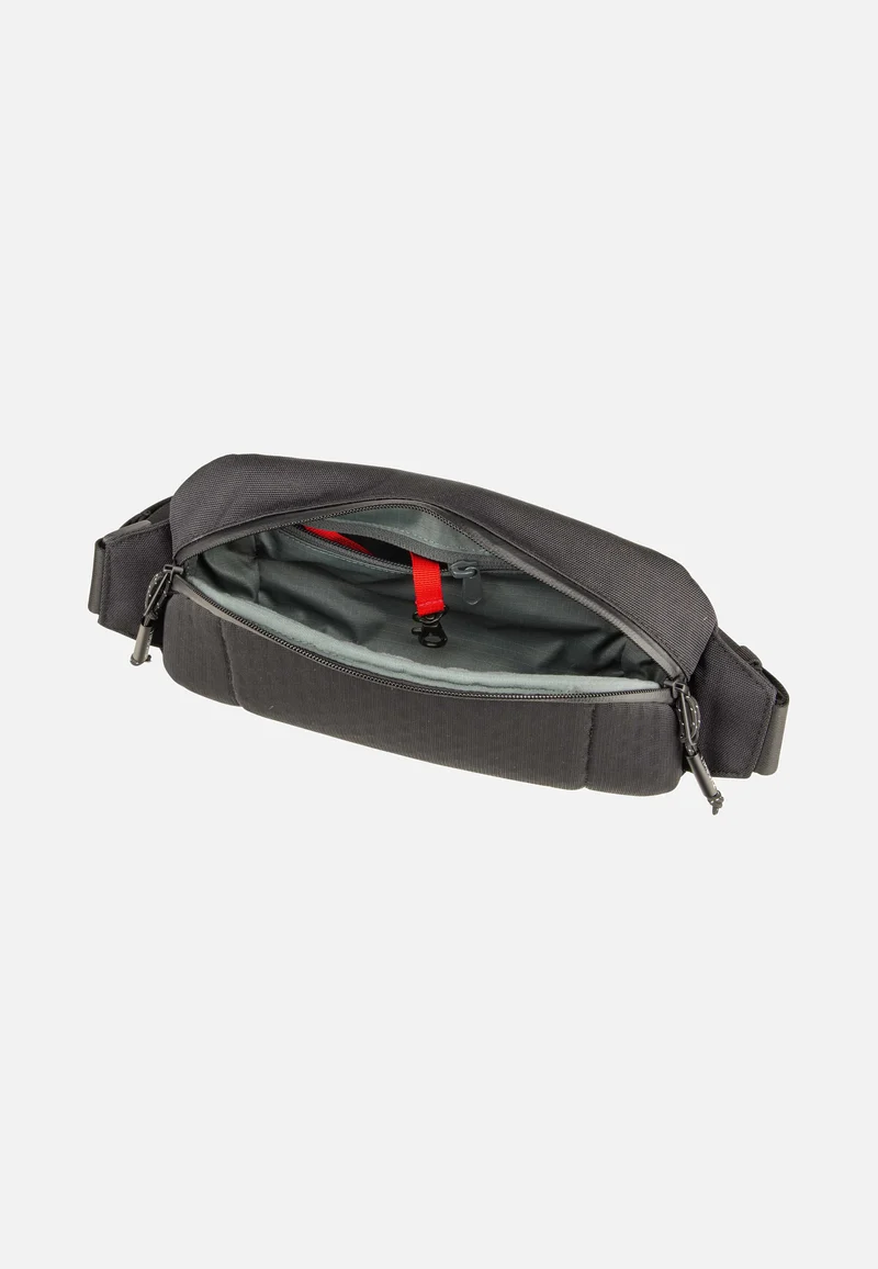 Miles 1057 Chest Pack Jet Black - Bauchtasche