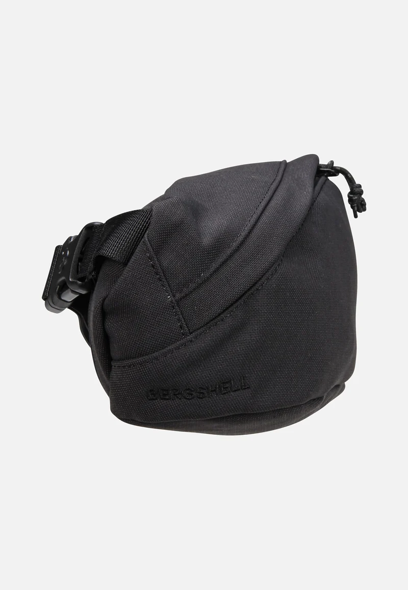 Ulvö Hip Pack Medium Black - Bauchtasche