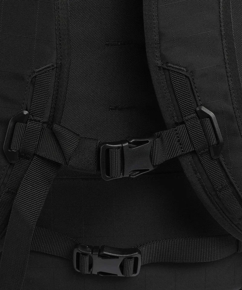 Db Backcountry 20 Rucksack black out