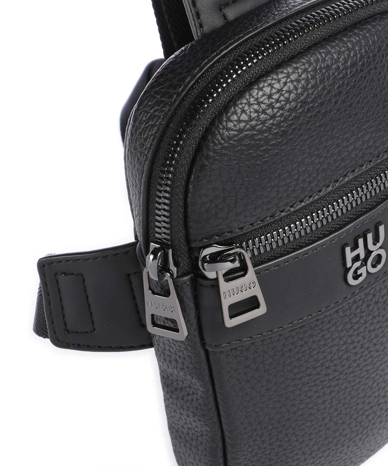Hugo Quantic Slingbag black