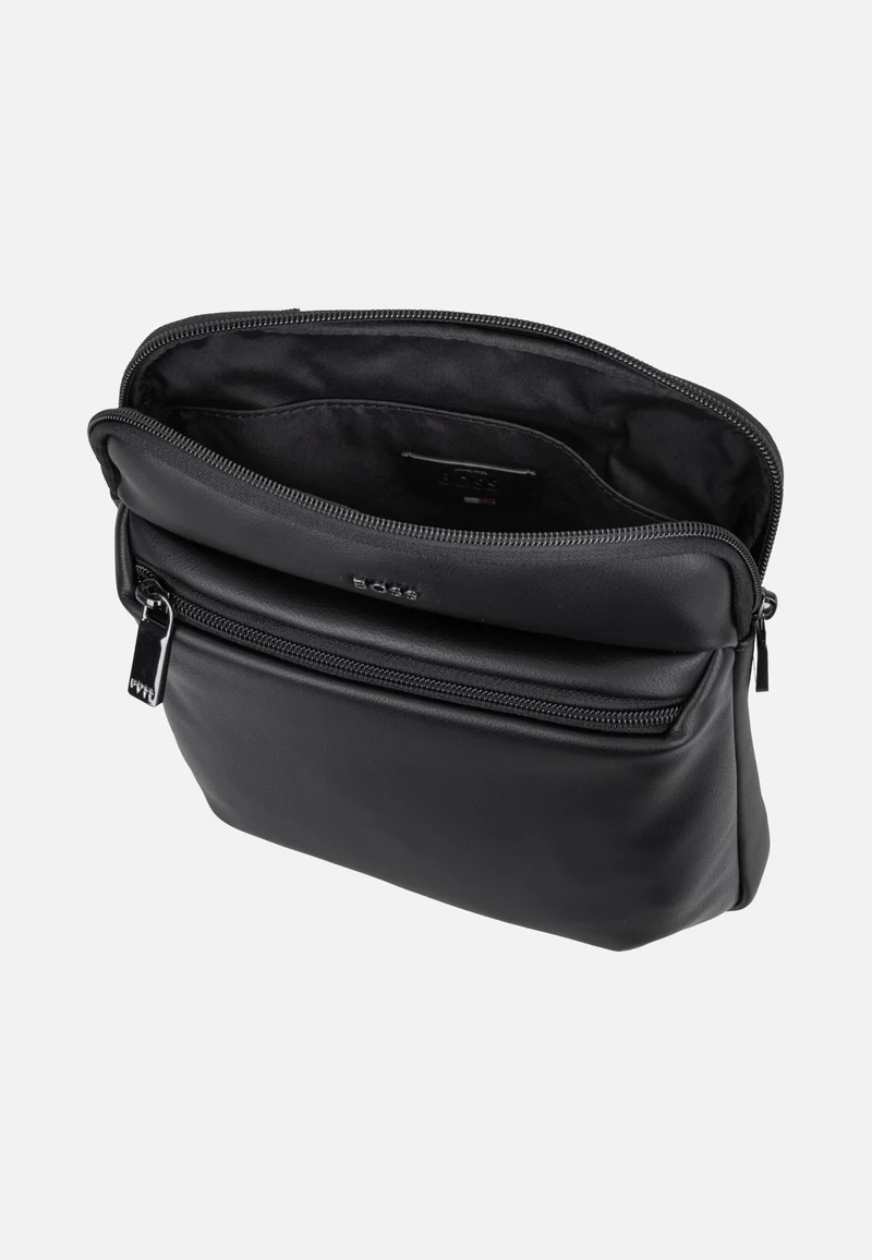 Jace Envelope Black - Crossbody Bag