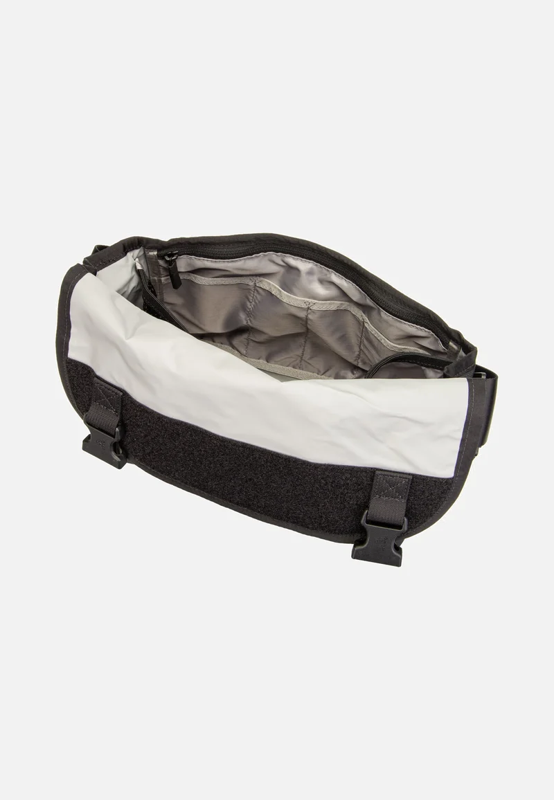 Classic Messenger XS Jet Black - Messenger Bag