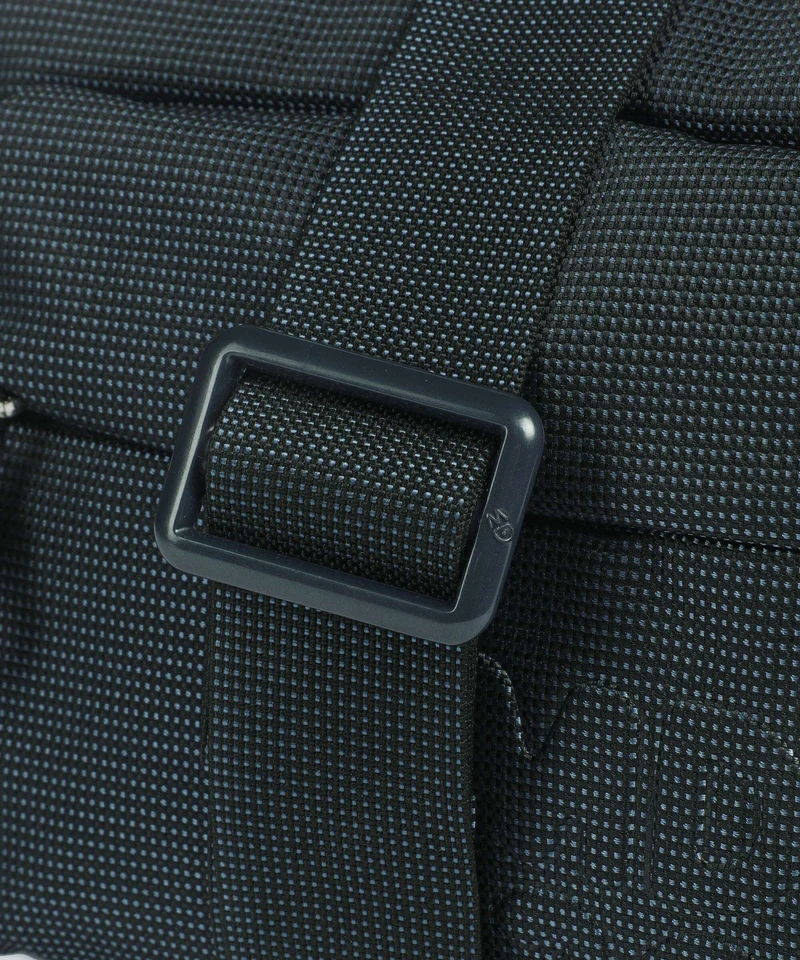 Mandarina Duck MD20 Umhängetasche scarab