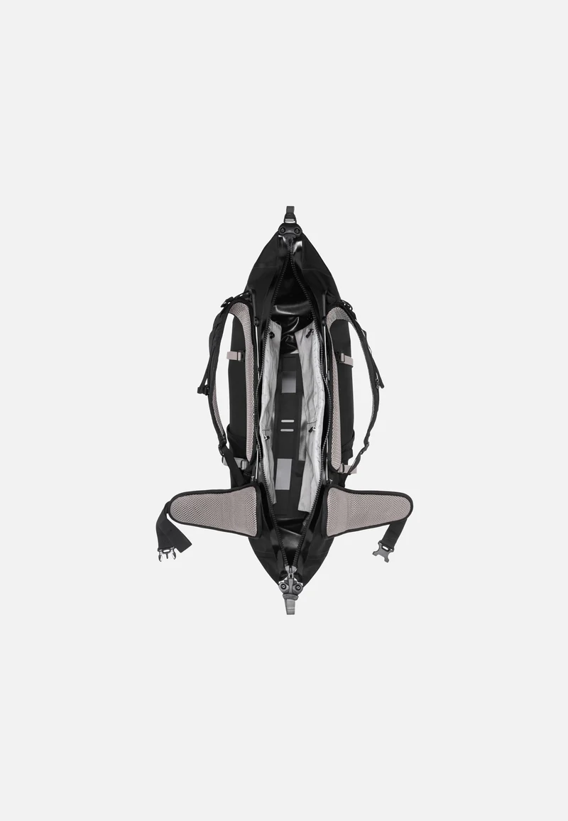 Atrack 35L Schwarz - Reiserucksack