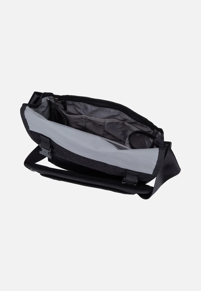 Flight Classic XS Jet Black - Messenger Bag