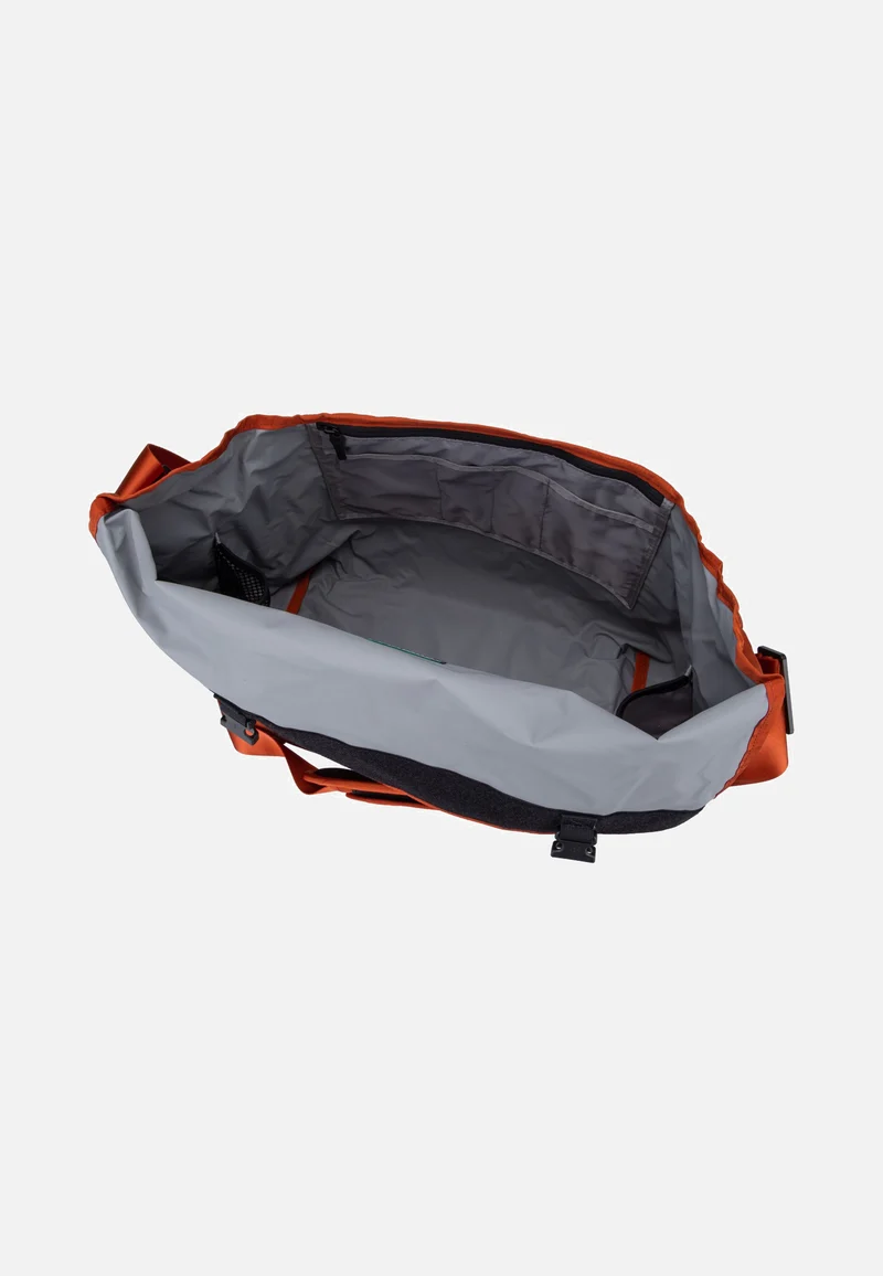 Flight Classic L Rust - Messenger Bag