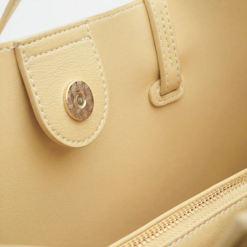 EMALIA - BUTTER YELLOW