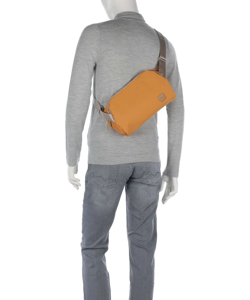 Bellroy Classic 7 Slingbag butterscotch
