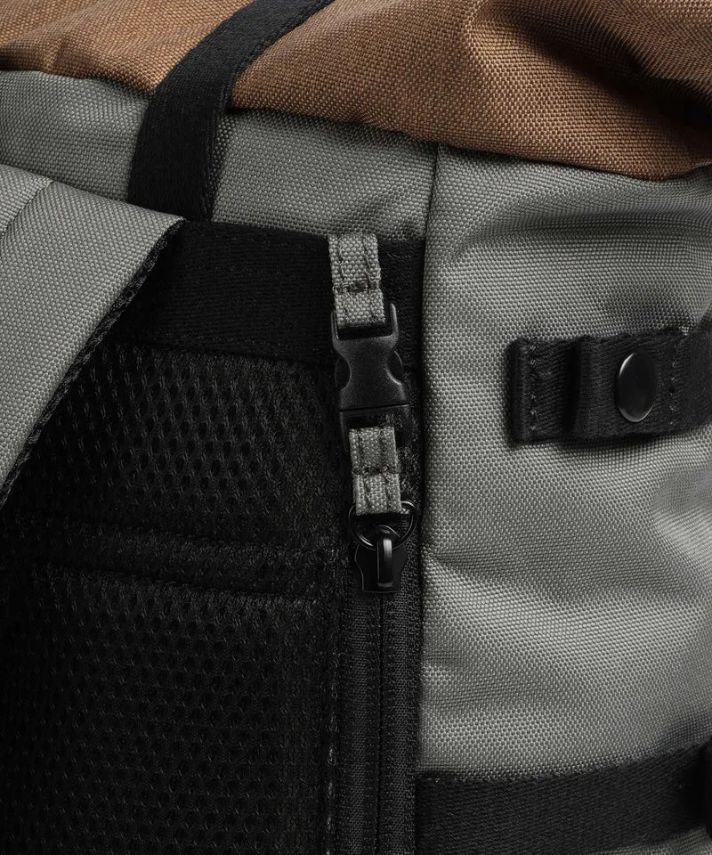 Doughnut Paratrooper Rolltop Rucksack grey/khaki