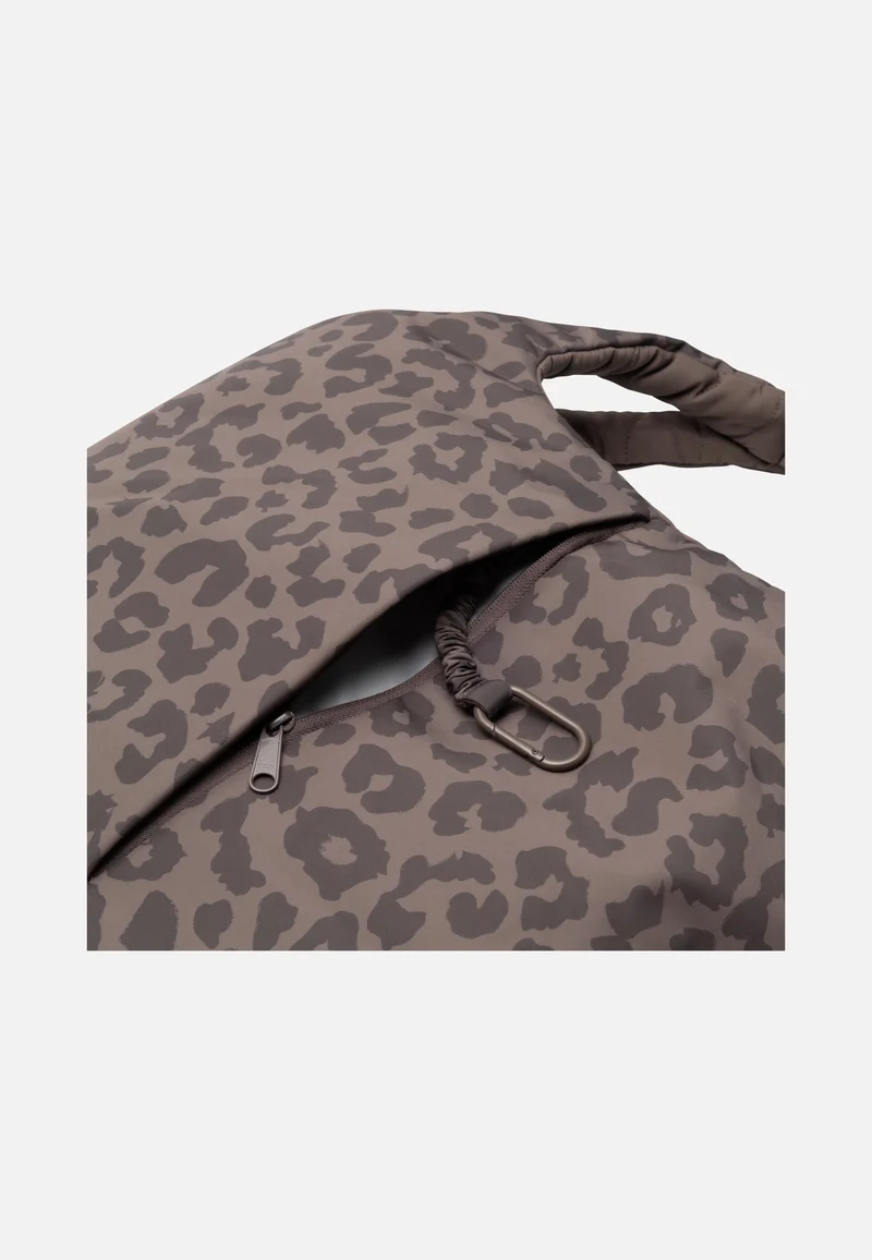 Cleo Brown Leo - Shopper