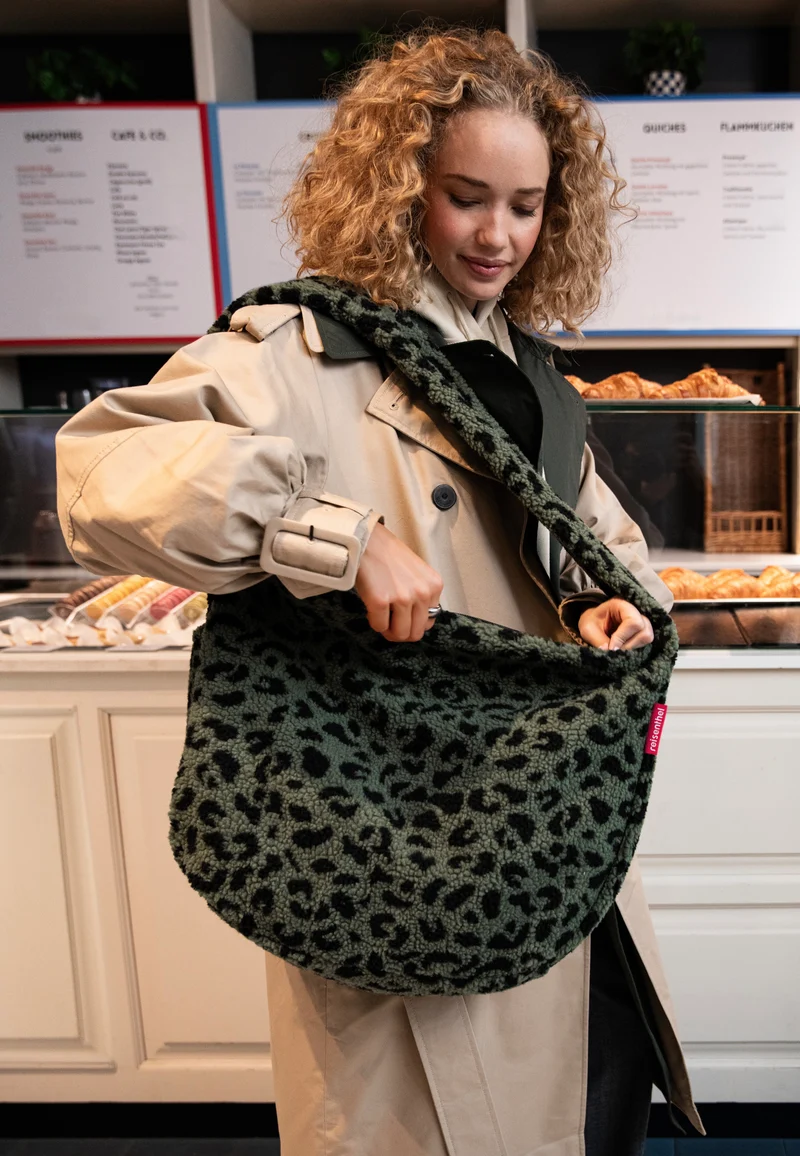 Moonbag Teddy Leo Olive - Hobo Bag