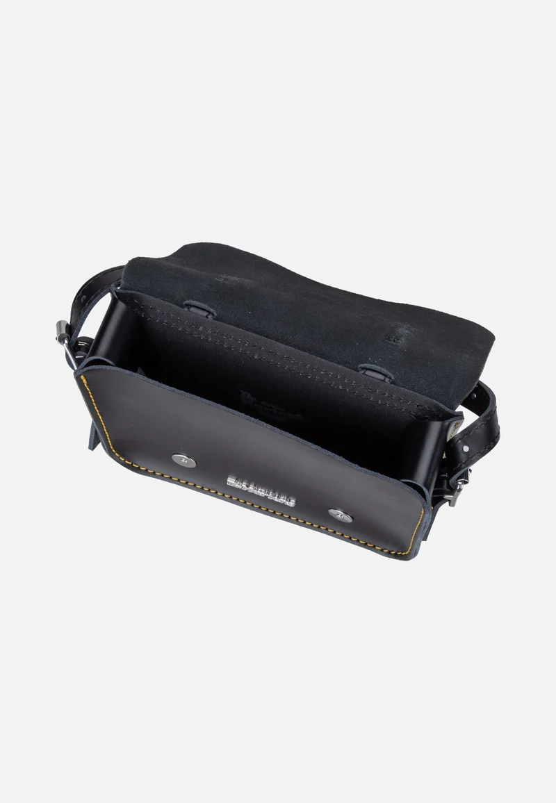 7" Satchel Black Kiev Smooth - Crossbody Bag