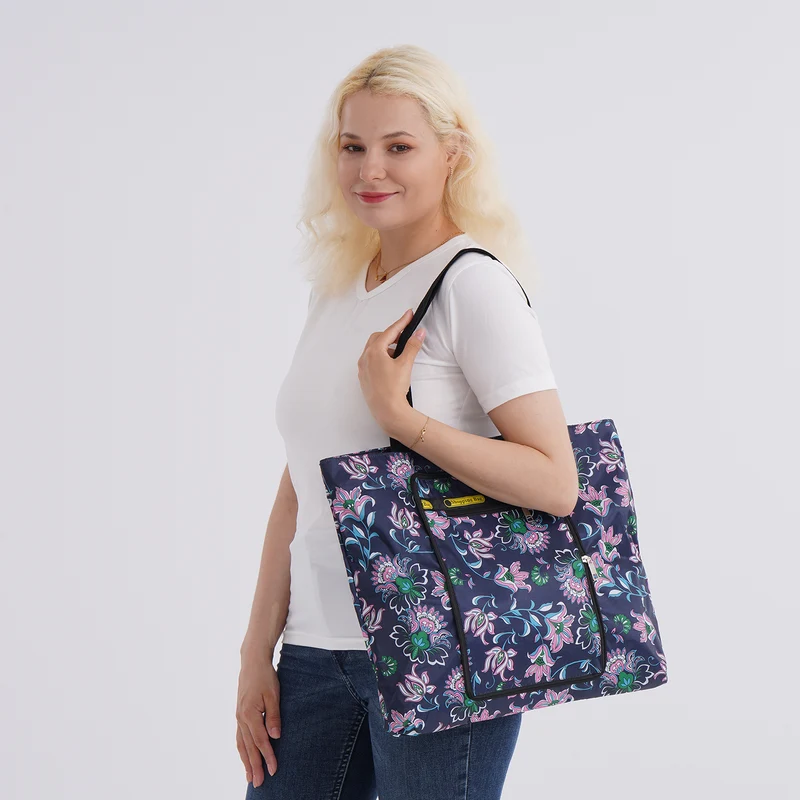 Faltbare Einkaufstasche mit Blumenmuster, aus wasserabweisendem Polyester, mit Innen- und Außentasche, 40x43 cm, Tragegriffe ca. 22 cm, Blau