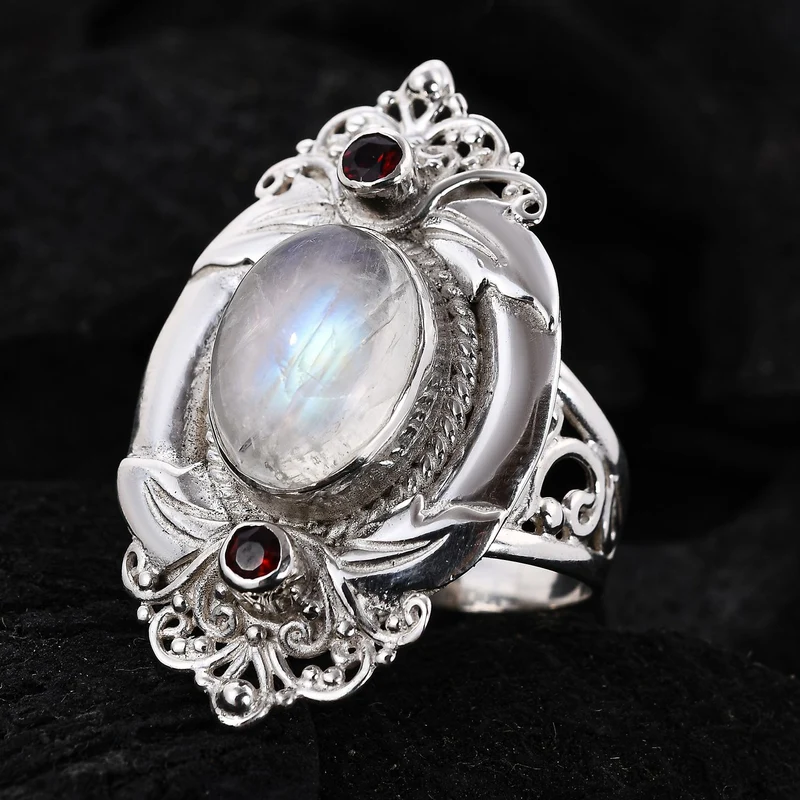 Royal Bali Kollektion - Regenbogen-Mondstein, roter Granat Ring, 925 Silber ca. 7.12 ct