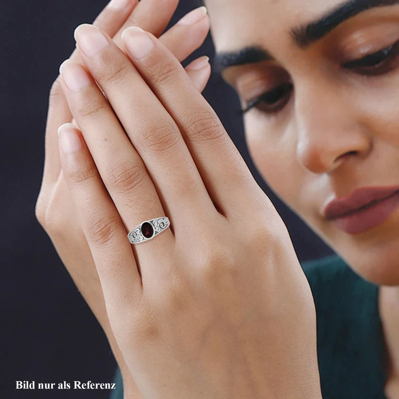 Royal Bali Kollektion - Roter Granat Ring, 925 Silber ca. 1,51 ct