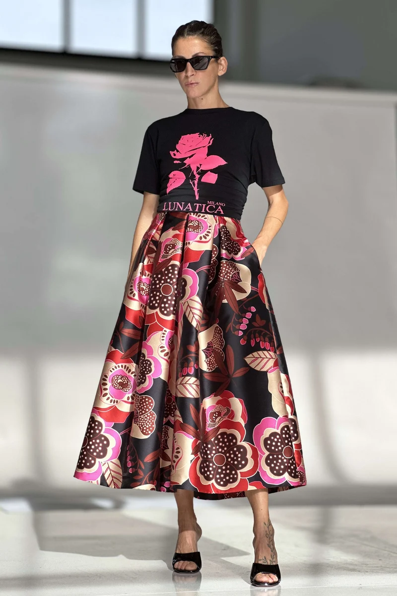 Garden Black Skirt