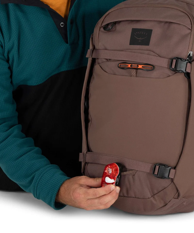 Osprey Metron 24 Wanderrucksack magma brown/goby orange