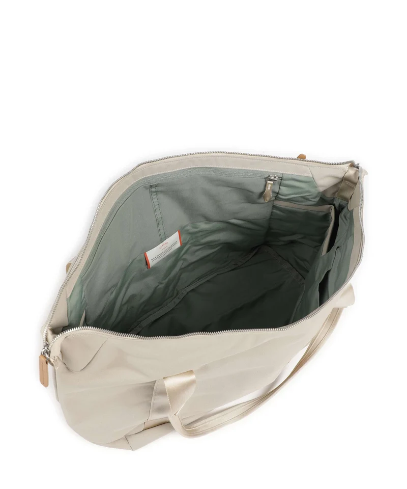 Bellroy Classic Getaway Weekender tahini