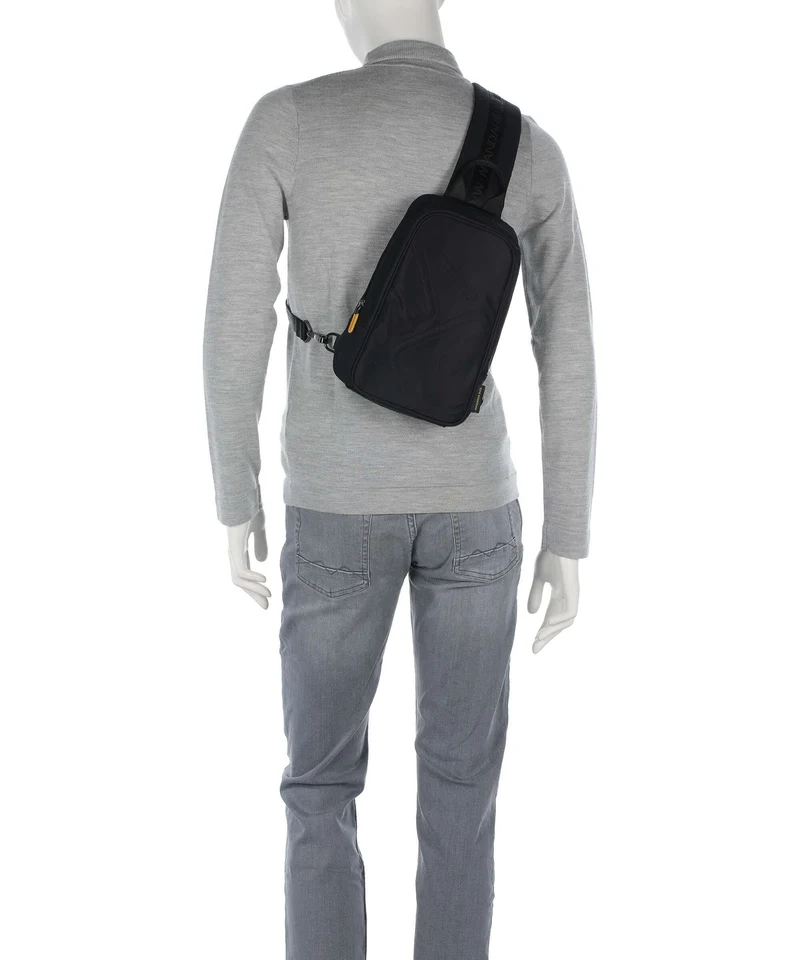 Mandarina Duck MD Urban Slingbag black