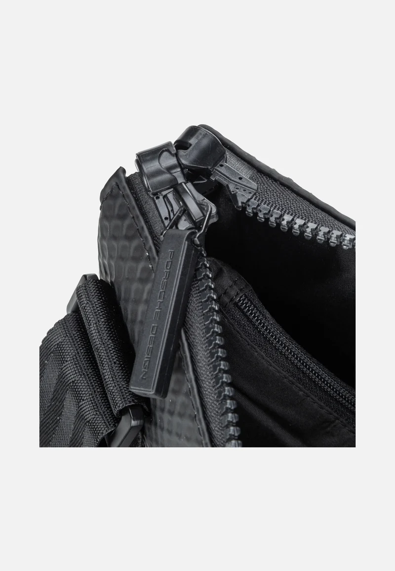 Studio Black - Crossbody Bag