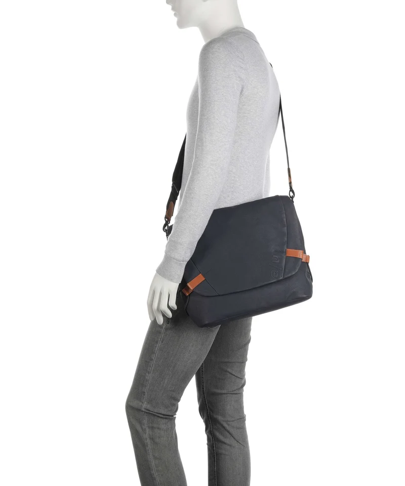 Aunts & Uncles Japan Matsumoto Kuriertasche night blue