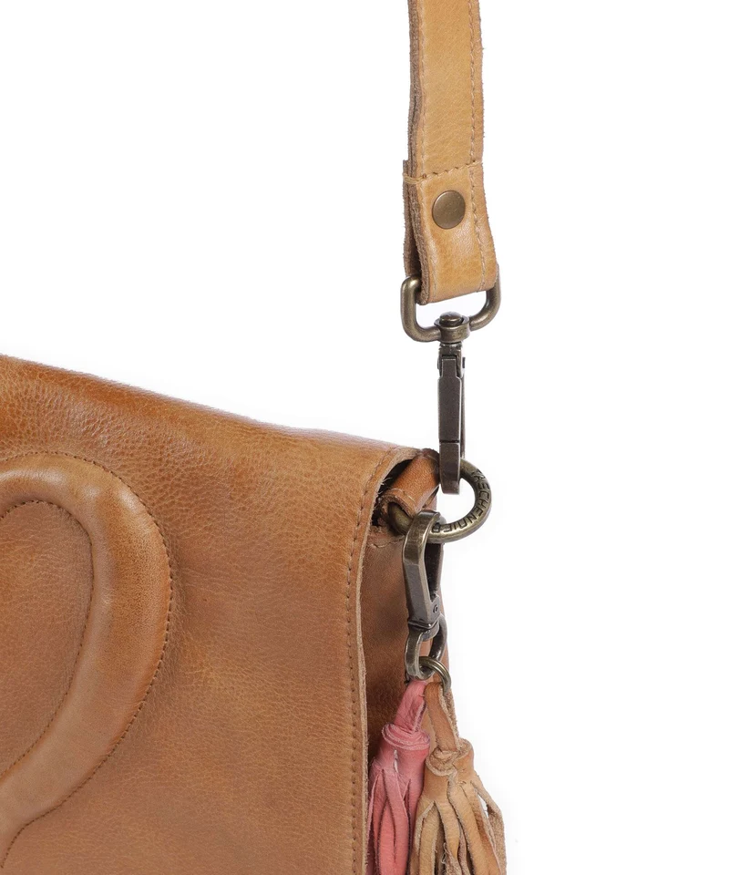 Taschendieb Wien Herzweg 3 Umhängetasche camel