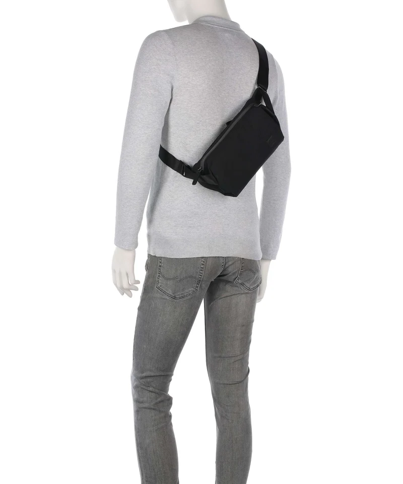 Bellroy Classic 5 Slingbag black