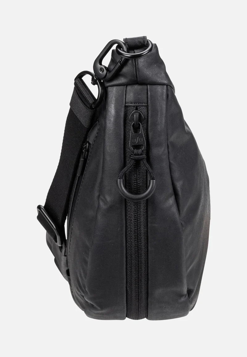 Yoshii RE Black - Sling Bag