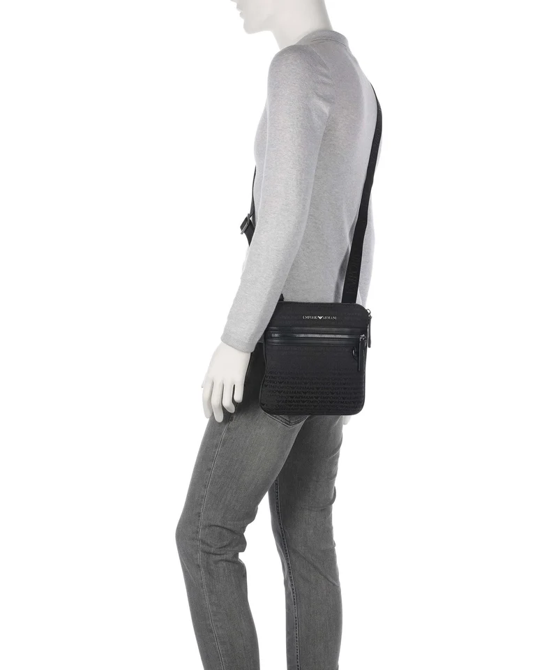 Emporio Armani Logo Jacquard Umhängetasche bristol black