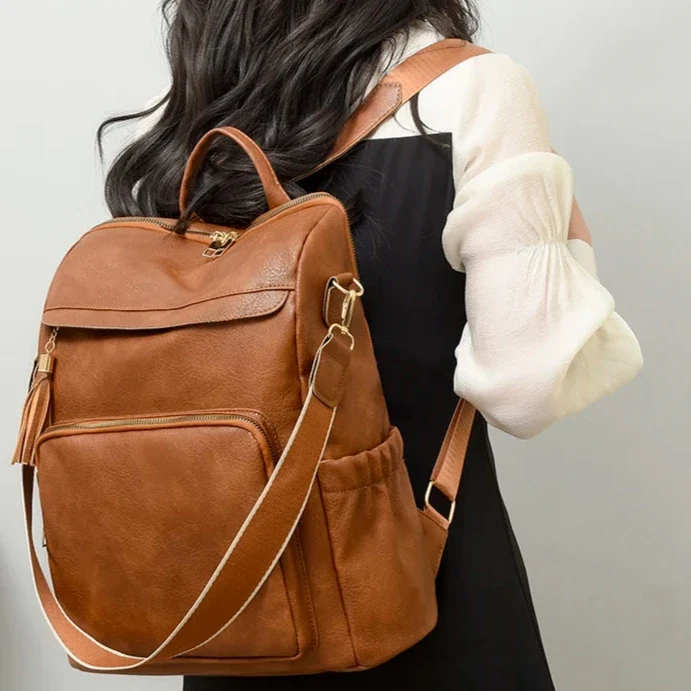 KLASSISCHER Rucksack aus veganem Leder