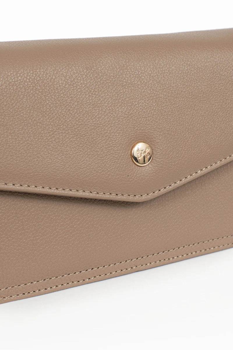 Sac porté travers avec portefeuille - Stop RFID - Cuir de vachette