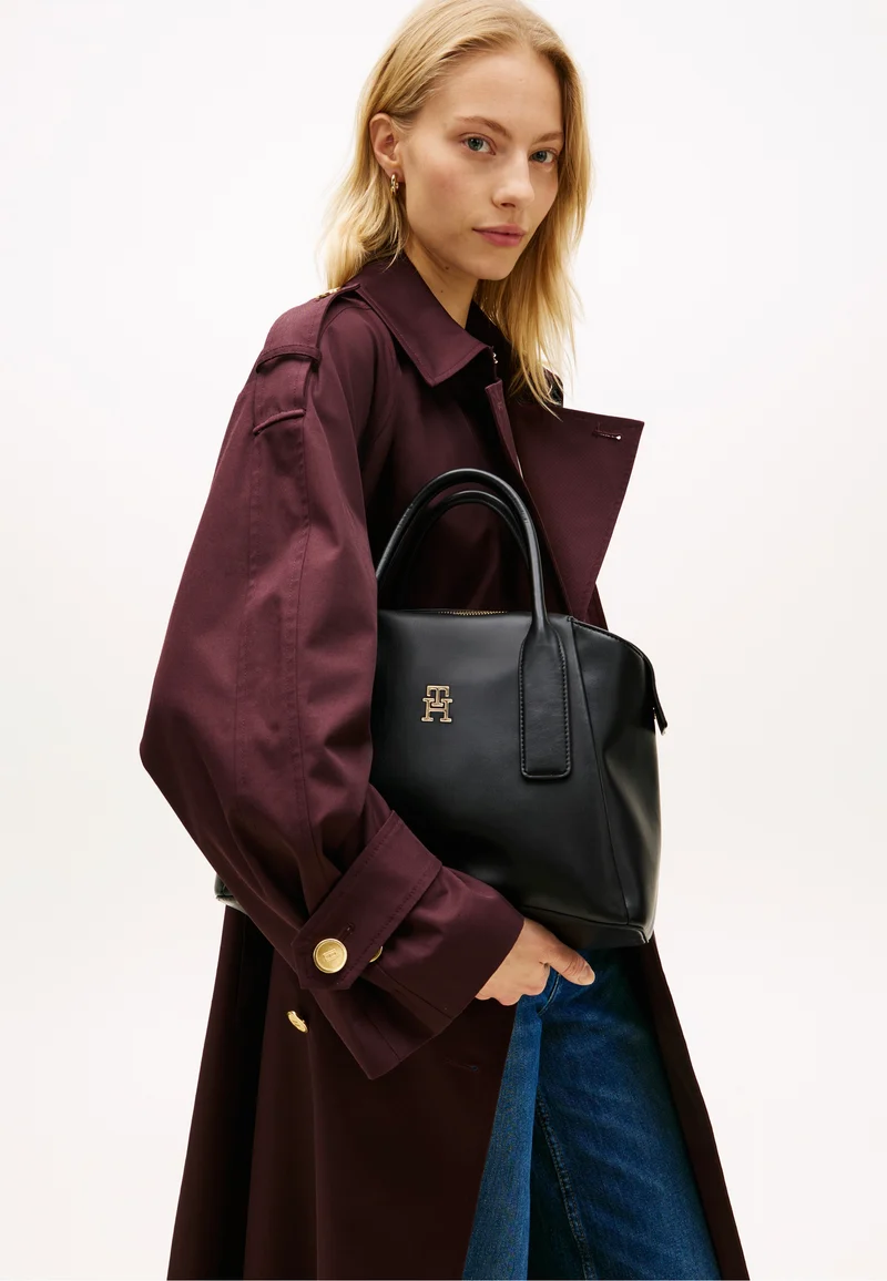 TH Essential Satchel Black - Satchel