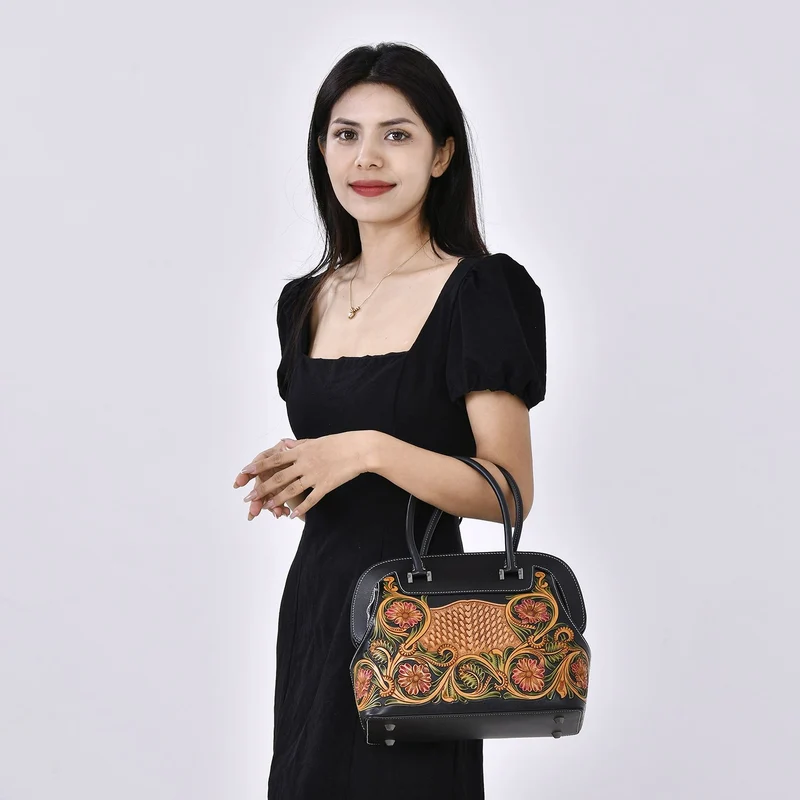 Grand Pelle Elite Kollektion- Handgravierte Westernstil Premium-Lederhandtasche im Handgepäckstil mit floralem Kunstwerk, Größe 28 x 25 x 15 cm, schwarz