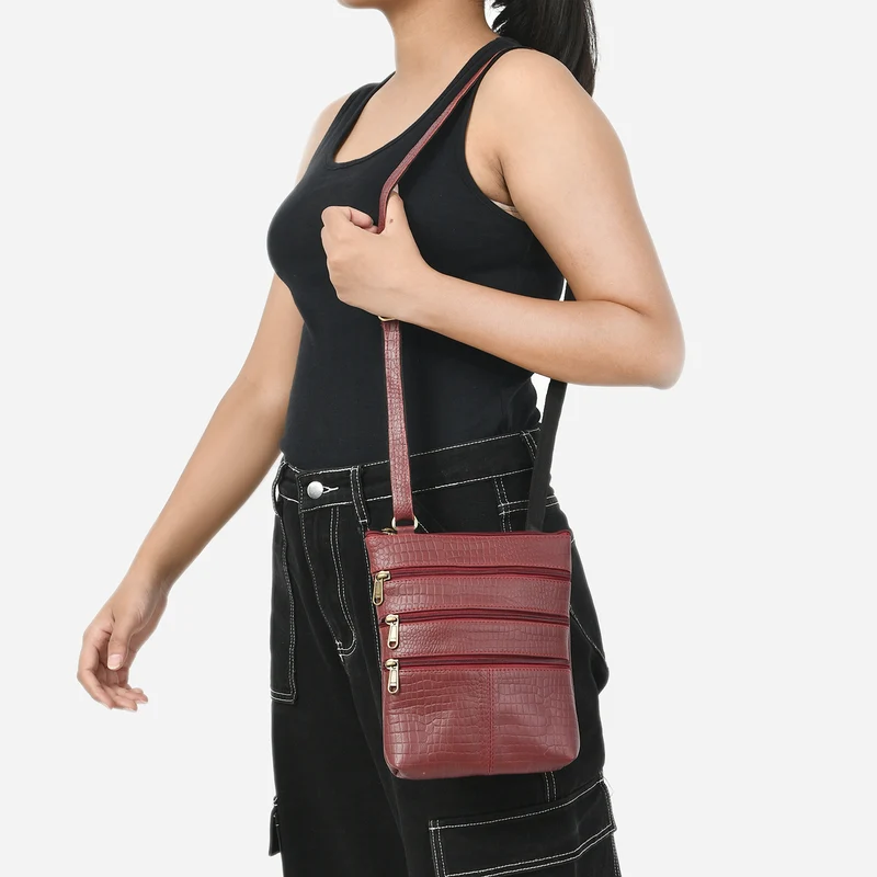 CLOSE OUT - Echtleder Crossbody Tasche mit Kroko Prägung, Multi-Fächer, 20 x 24 cm, Cognac