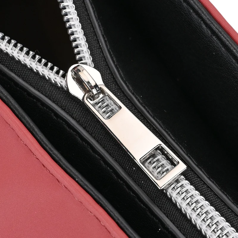 Tote-Crossbody-Tasche - mit verstellbarem Riemen und praktischen Fächern, 33 x 13 x 30 cm, Rot
