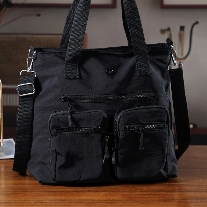 Crossbody-Schultertasche mit Mehrfachfächern, 31x30x14 cm, Schwarz