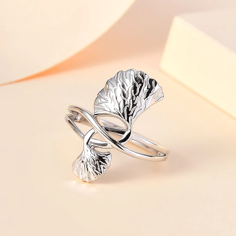 Kanchanaburi Blauer Saphir Ring 925 Silber rhodiniert ca. 0,02 ct