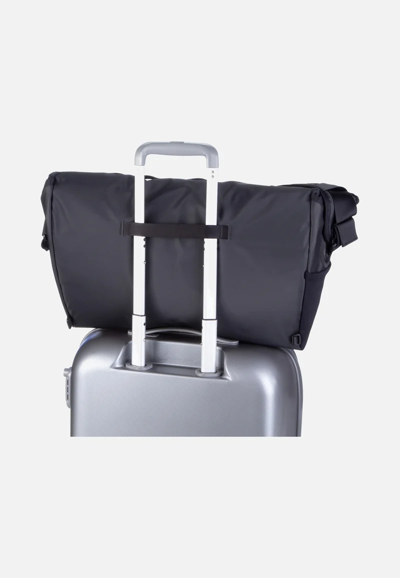 Especial Stash L Jet Black - Messenger Bag