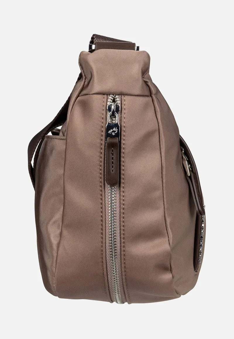 Hunter Medium Hobo VCT36 Beaver - Hobo Bag