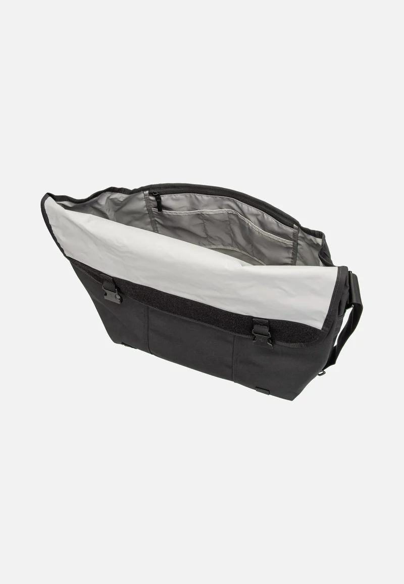 Classic Messenger L Jet Black - Messenger Bag