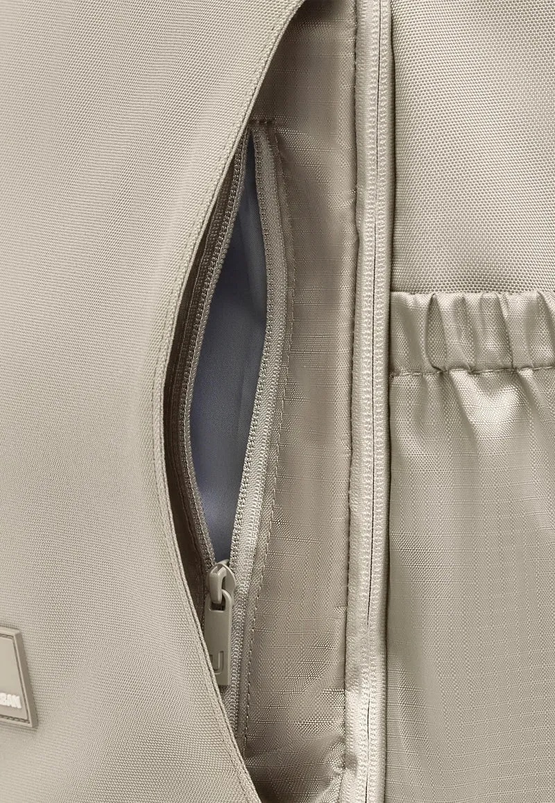 Kian Medium Sand - Rucksack