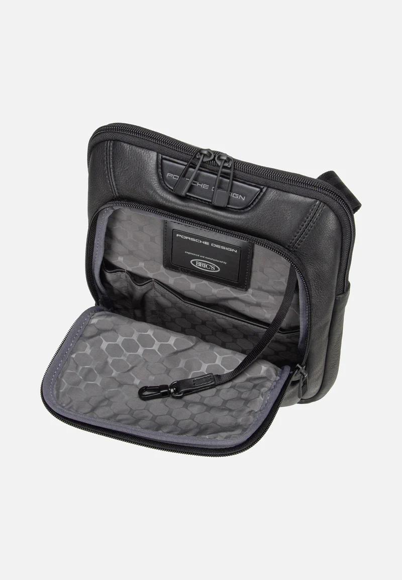 Roadster Leather Evo Shoulder Black - Crossbody Bag