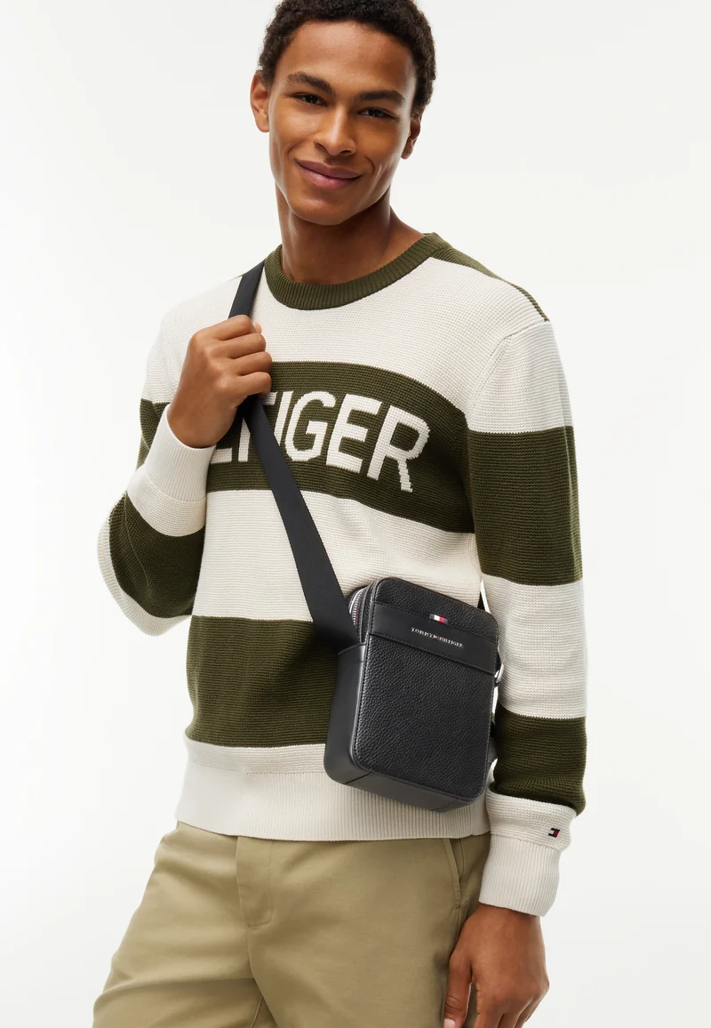 TH Central Mini Reporter Black - Crossbody Bag