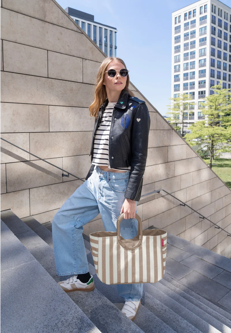 Loopshopper M Summerstripes Coffee - Einkaufskorb